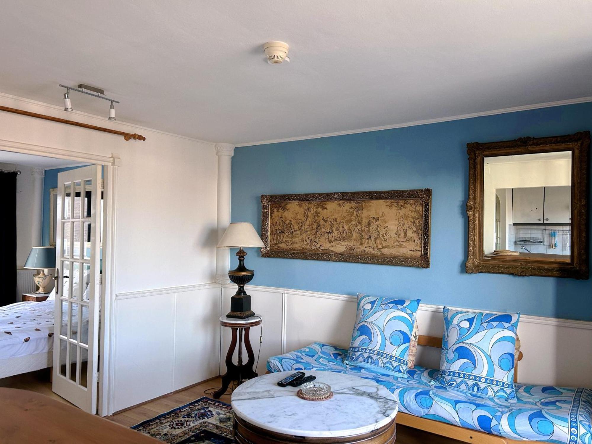 Leoicom Homestay Zandvoort